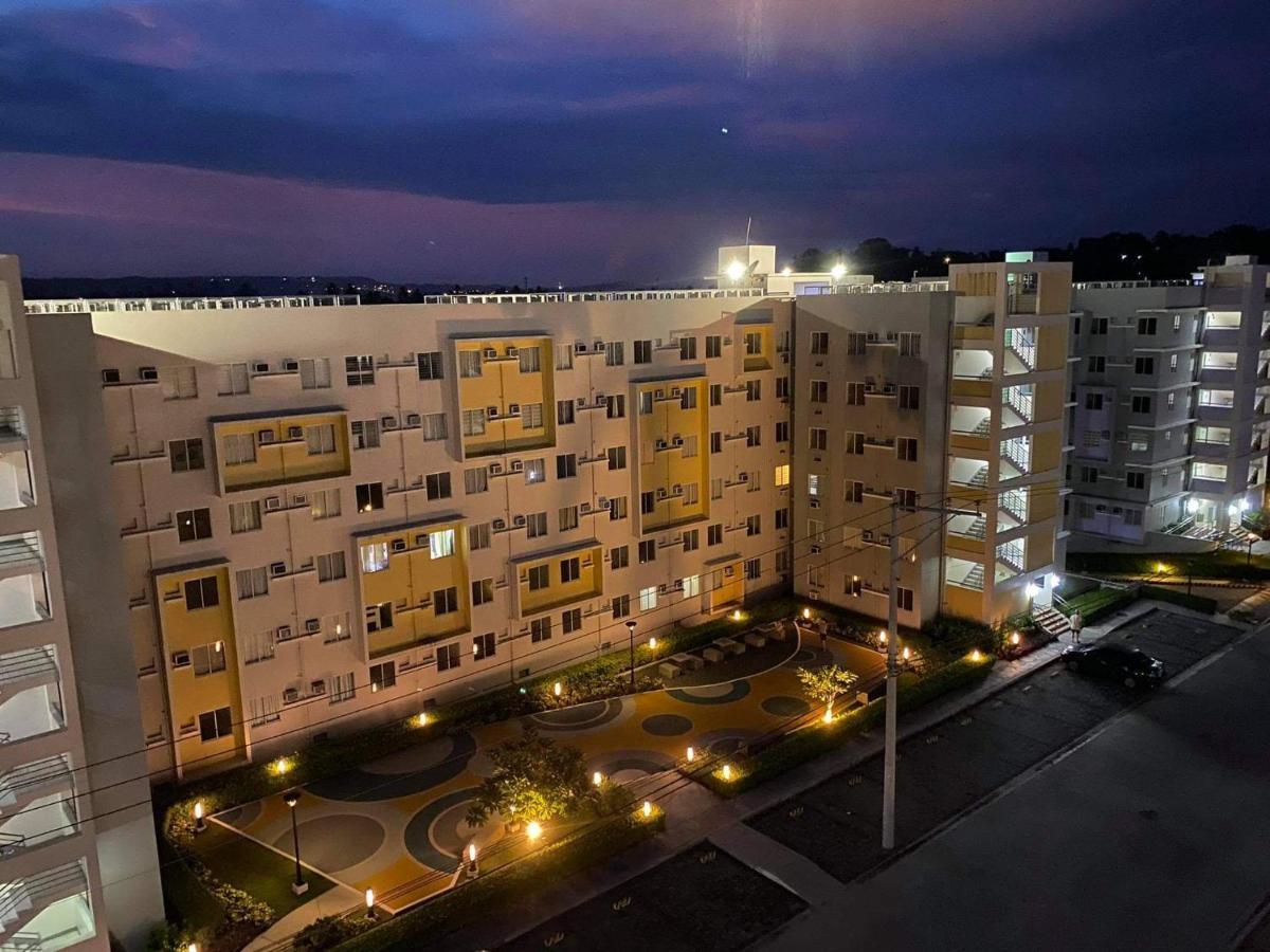 Entire 2Br Condo Unit@8 Spatial Condominium Davao Ngoại thất bức ảnh